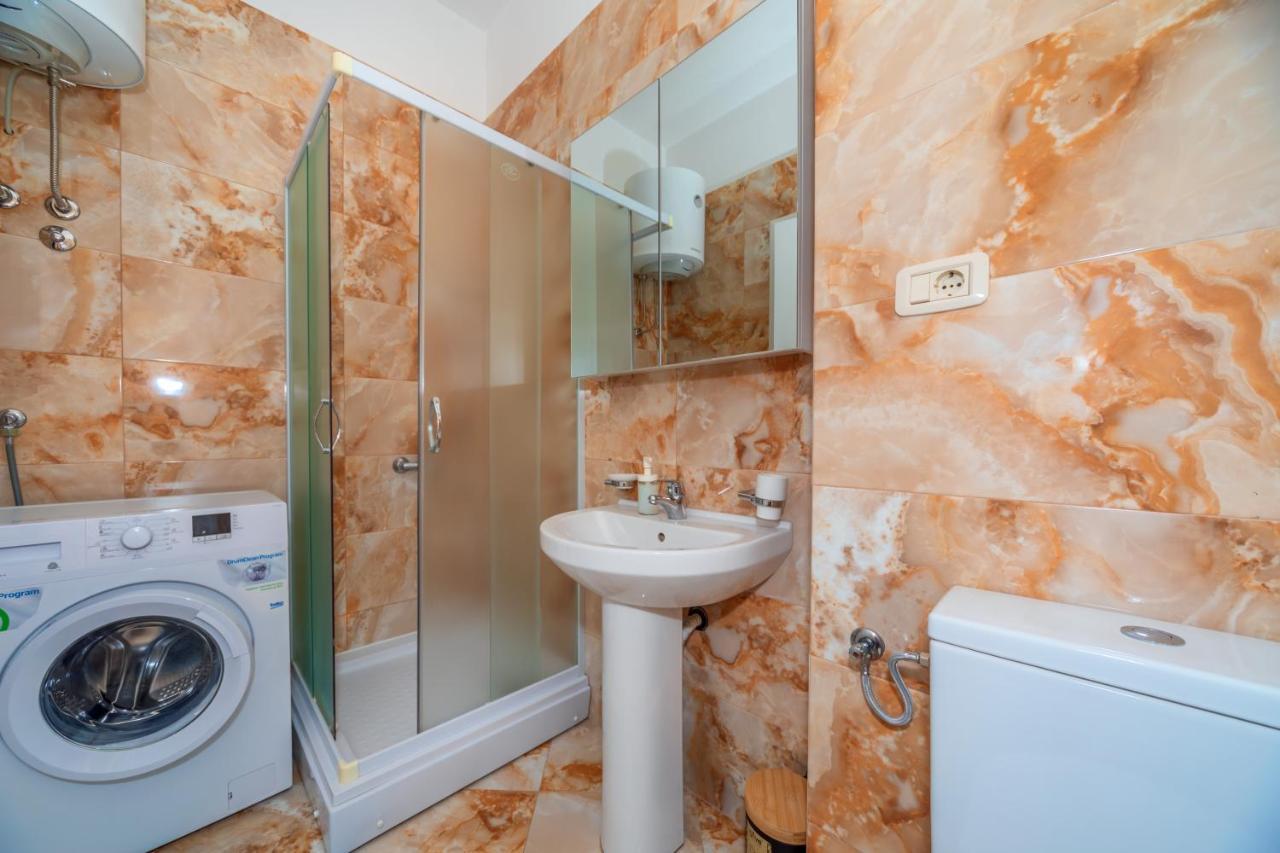 Appartamento Alex Lux Sea View 1 *